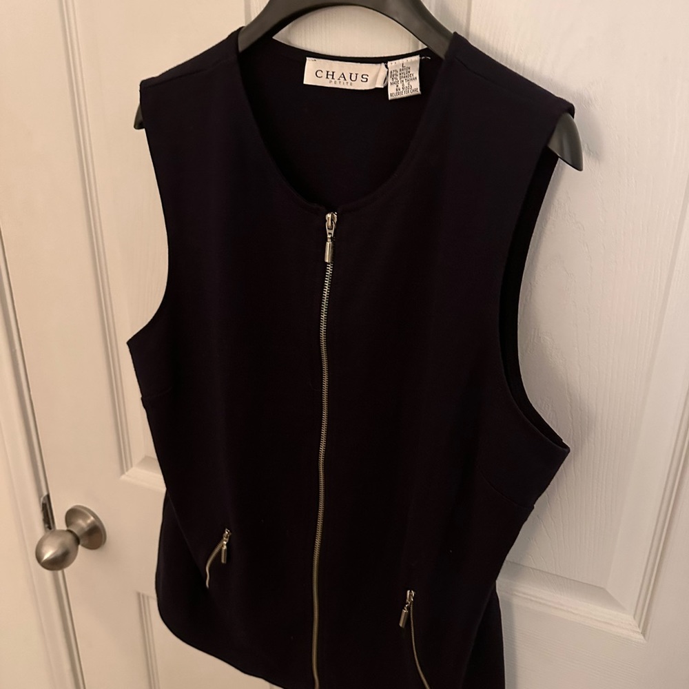 Chaus petite zip up vest/top blue large